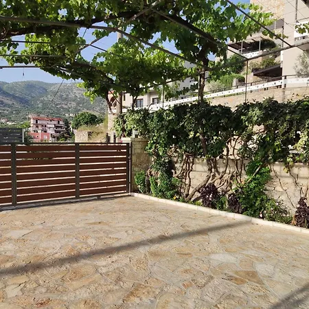 Syvota Apartments Family Room photo